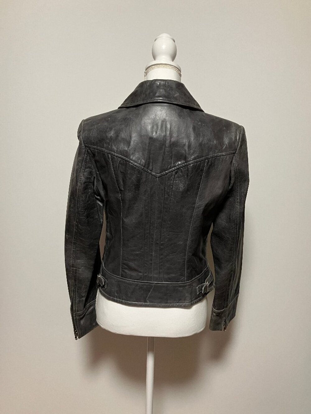 Vintage Guess Women's Genuine Leather Jacket, Size Medium, Black, Y2K, Moto - Picture 4 of 10